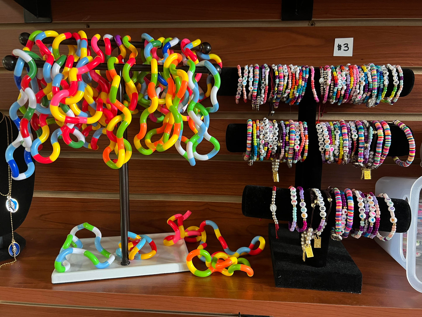 $3 Fidgets & Jewelry